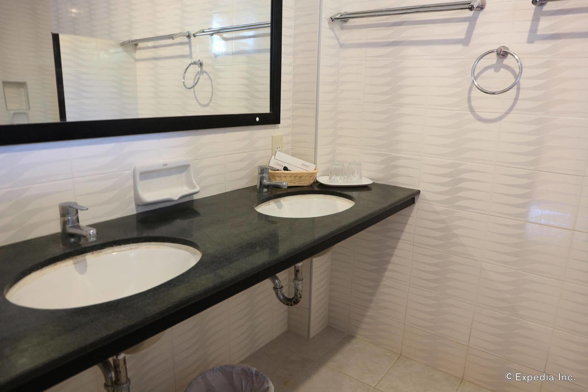 Antulang Beach Resort Siaton Zewnętrze zdjęcie